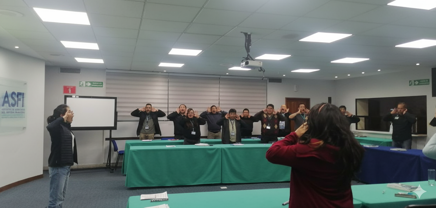 La Caja Bancaria Estatal de Salud (CBES) llevó adelante el seminario “Bienestar Emocional y Estrés” dirigido al personal de la Autoridad de Supervisión del Sistema Financiero (ASFI), como parte del Plan de Bienestar Institucional, una estrategia diseñada para fortalecer el desarrollo integral de las servidoras y los servidores públicos de sus entidades afiliadas.